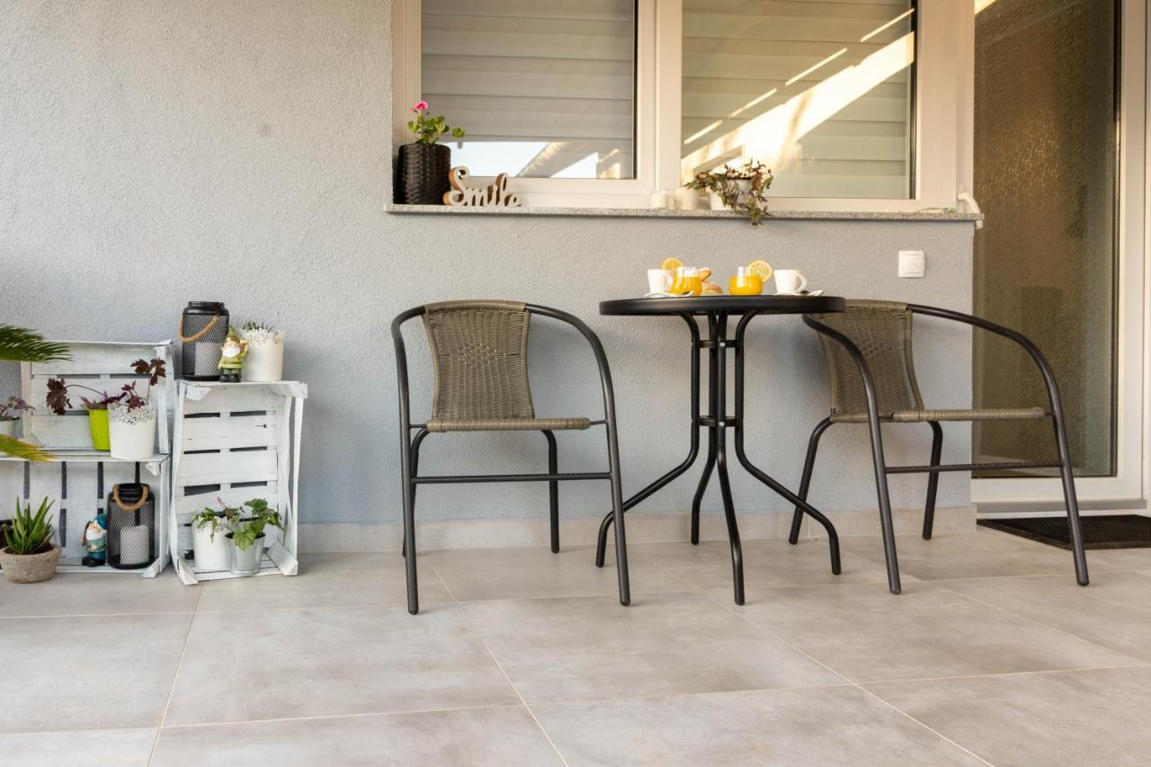 Apartmani Sun & Moon Бйеловар Екстериор снимка
