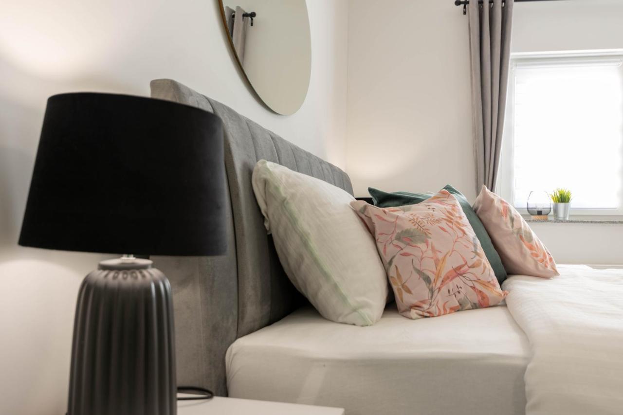 Apartmani Sun & Moon Бйеловар Екстериор снимка