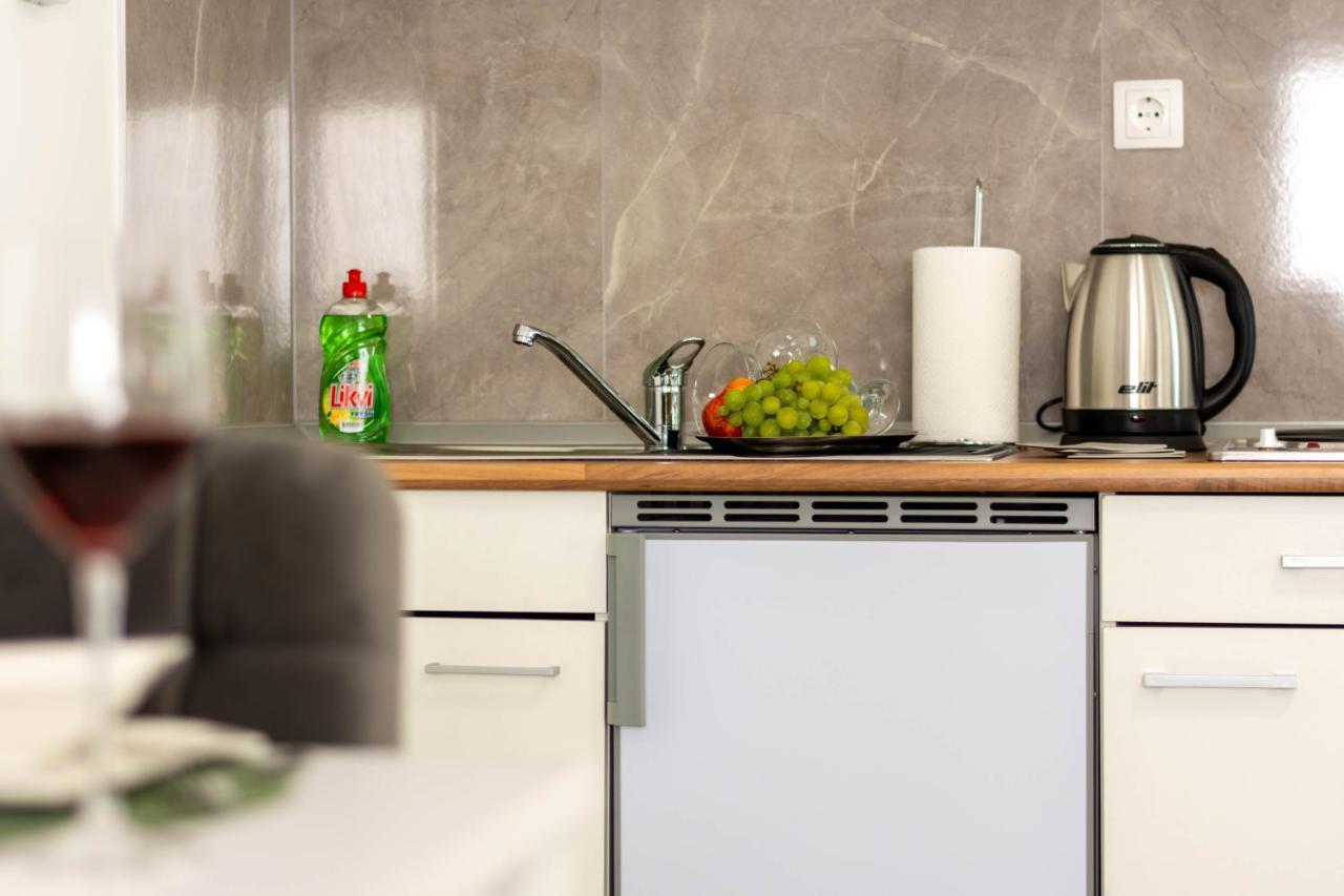 Apartmani Sun & Moon Бйеловар Екстериор снимка