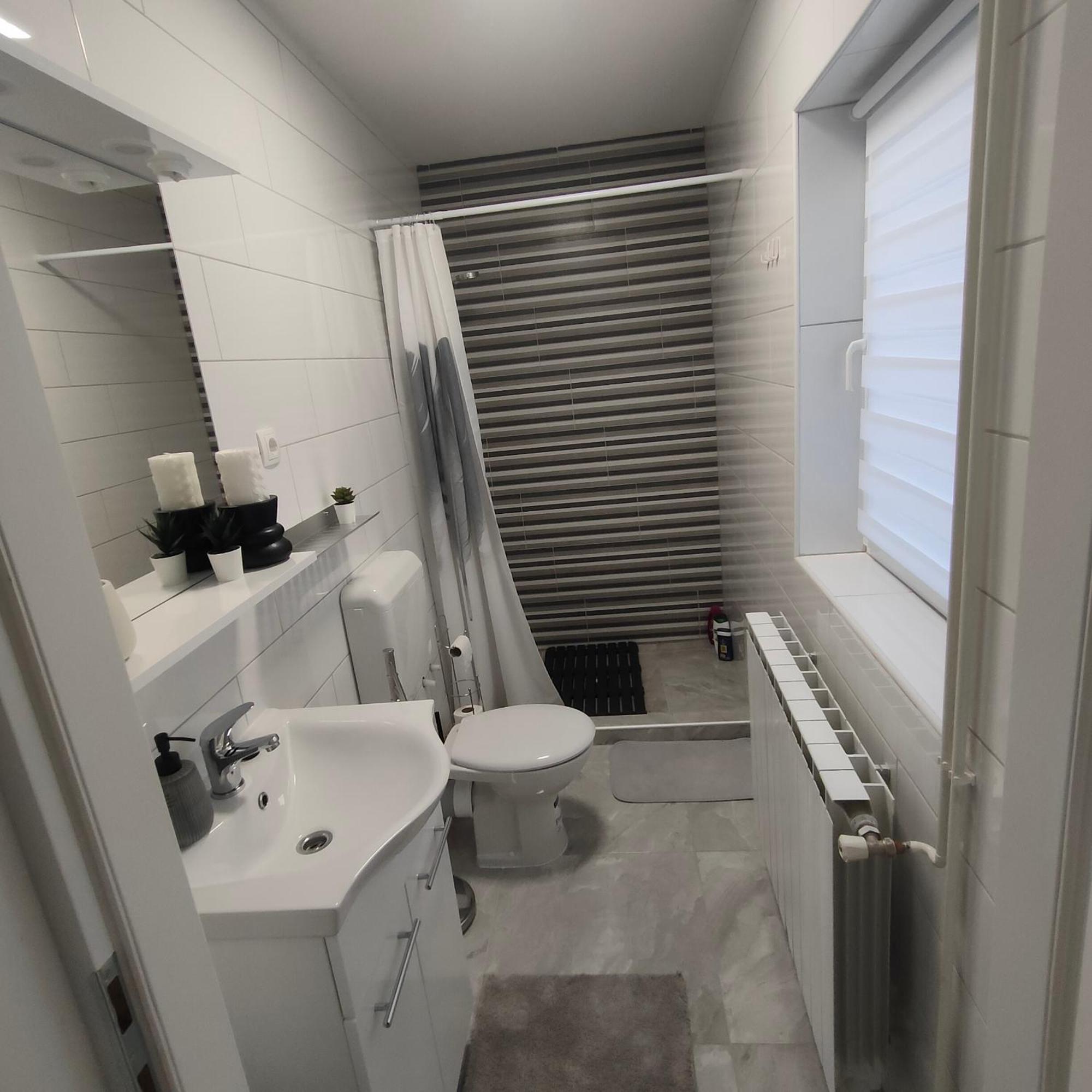 Apartmani Sun & Moon Бйеловар Екстериор снимка