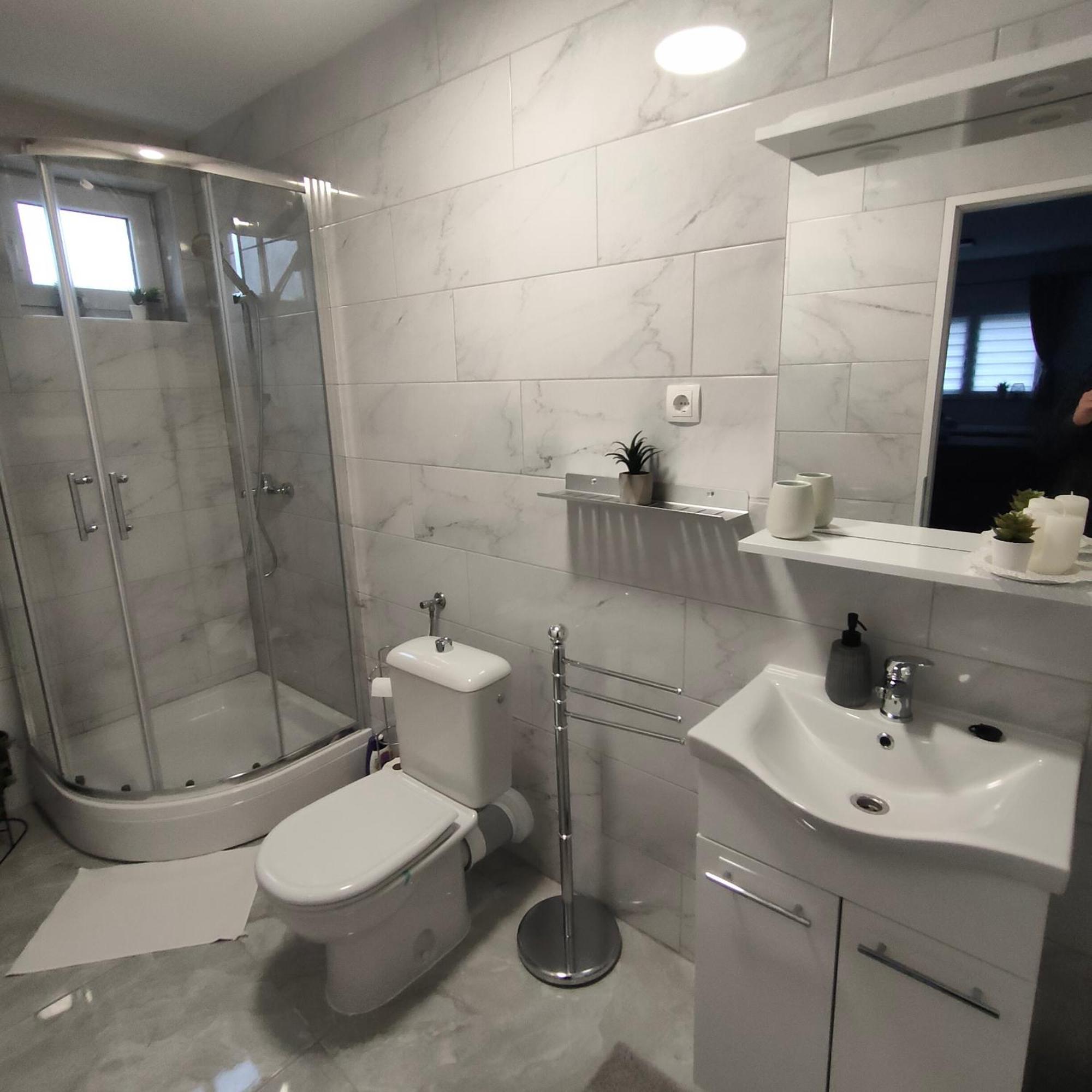 Apartmani Sun & Moon Бйеловар Екстериор снимка