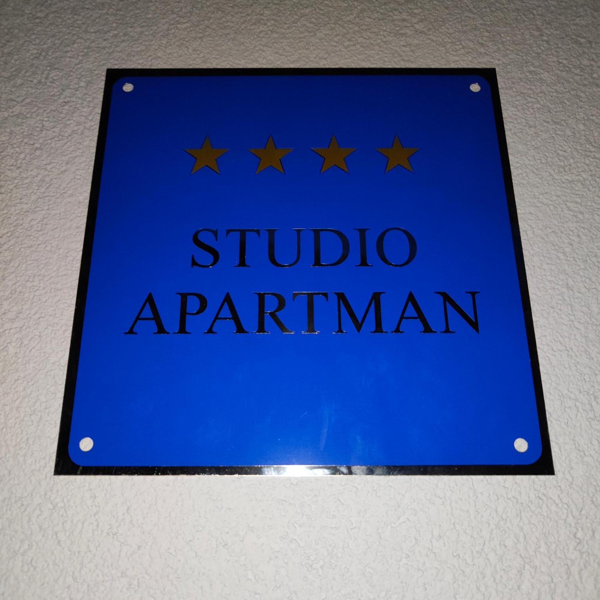 Apartmani Sun & Moon Бйеловар Екстериор снимка